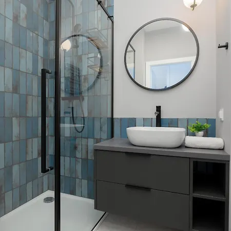 شقة With Parking And Balcony In Mokotow By Renters *