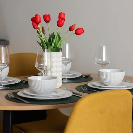 With Parking And Balcony In Mokotow By Renters